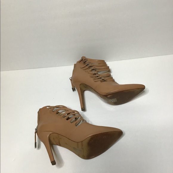 🚨Forever21 tan leather pointed toe ankle booties 7 - Picture 3 of 5
